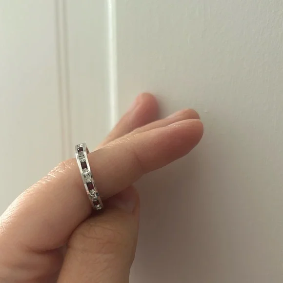 Vintage Silver 925 Stackable ring size 6.5 Ruby Red Stones - Picture 6 of 11